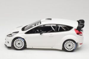 Ford Fiesta RS WRC Street Mk7 Blanc Minichamps 1:18 151110890 Métal — image 3 sur 6