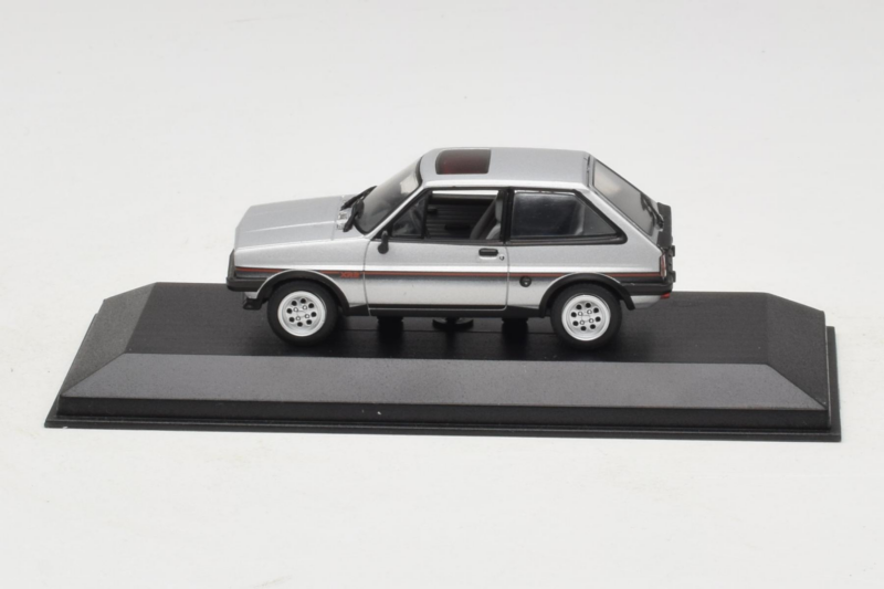Ford Fiesta XR2 Argent Minichamps 1:43 400085160 Métal
