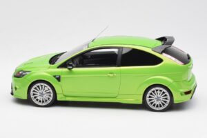 Ford Focus RS Mk2 Vert Otto 1:18 OT381 Résine — image 3 sur 6