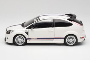 Ford Focus RS Mk2 LM Classic Blanc Mk IIb Tribute Minichamps 1:18 100080167 Métal — image 4 sur 8