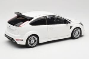 Ford Focus RS Mk2 Blanc Minichamps 1:18 100080002 Métal — image 3 sur 8