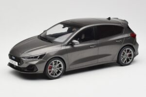 Ford Focus ST Mk4 Gris MCG 1:18 MCG18454 Métal