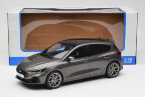 Ford Focus ST Mk4 Gris MCG 1:18 MCG18454 Métal — image 6 sur 6