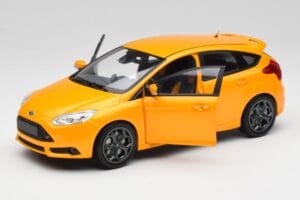 Ford Focus ST Mk2 Tangerine Scream Minichamps 1:18 110082005 Métal — image 2 sur 8