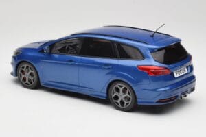 Ford Focus ST Turnier Mk3 Bleu MCG 1:18 MCG18465 Métal — image 5 sur 6