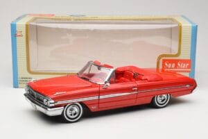 Ford Galaxie 500 Cabriolet Rouge Sun Star 1:18 1420 Métal — image 8 sur 8