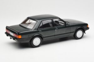 Ford Granada Mk2 2.8 Injection Vert Foncé MCG 1:18 MCG18263 Métal — image 2 sur 6