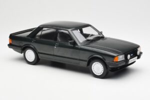 Ford Granada Mk2 2.8 Injection Vert Foncé MCG 1:18 MCG18263 Métal — image 4 sur 6
