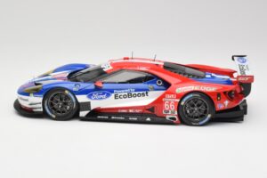 Ford GT #68 D. Muller / J. Hand / S. Bourdais LMGTE Pro Winner 24 Hours of Le Mans 2016 Minichamps 1:18 4012138143098 Métal — image 3 sur 6