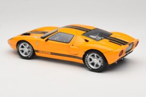 Ford GT Orange Beanstalk Group 1:18 686500597 Métal — image 7 sur 8