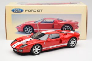 Ford GT Rouge AUTOart 1:18 73021 Métal — image 8 sur 8