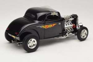 Ford Hot Rod Noir Rydell High Grease ERTL 1:18 36602 Métal — image 2 sur 6