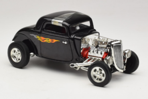 Ford Hot Rod Noir Rydell High Grease ERTL 1:18 36602 Métal — image 4 sur 6