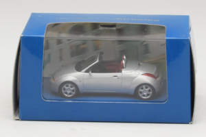 Ford Ka Cabriolet Argent Minichamps 1:43 403086434 Métal — image 4 sur 4