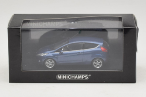 Ford Ka Dark Blue Metallic Minichamps 1:43 FORD004 Métal — image 4 sur 4