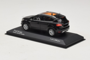 Ford Kuga Black Metallic Minichamps 1:43 400087202 Métal — image 3 sur 4