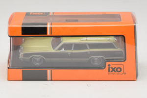Ford LTD Country Squire Green Bronze IXO 1:43 CLC608N Métal — image 5 sur 5