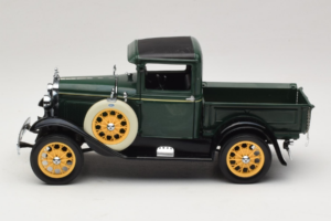 Ford Model A Pickup Valley Green Motor City 1:18 40003 Métal — image 4 sur 8