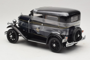 Ford Model A Tudor Police Car Motor City 1:18 43008 Métal — image 5 sur 6