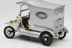 Ford Model T Delivery Truck Argent Eagle Collectibles 1:18 430600 Métal — image 5 sur 6