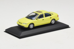 Ford Mondeo Mk1 Citrus Yellow Minichamps 1:43 MIN0821001 Métal — image 2 sur 4