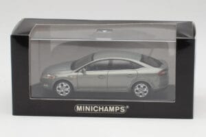 Ford Mondeo Mk3 Berline Gris Metallic Minichamps 1:43 IND403086003 Métal — image 4 sur 4