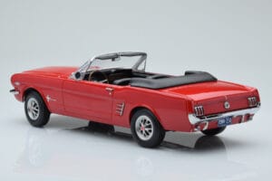 Ford Mustang Cabriolet Rouge Norev 1:18 182810 Métal — image 5 sur 6