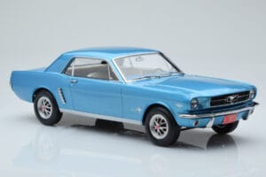 Ford Mustang Coupé Turquoise Norev 1:18 182800 Métal — image 4 sur 6