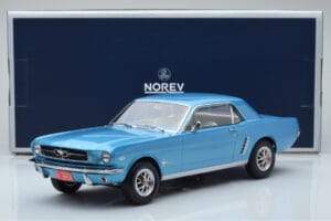 Ford Mustang Coupé Turquoise Norev 1:18 182800 Métal — image 6 sur 6