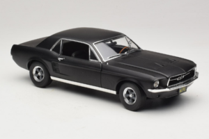 Ford Mustang Creed Movie GreenLight 1:18 13611 Métal — image 6 sur 8