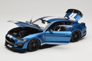 Ford Mustang Shelby GT500 S550 Atlas Blue Metallic IXO 1:18 18RDC244-FO Métal — image 2 sur 8