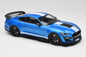 Ford Mustang Shelby GT500 S550 Bleu GT Spirit 1:18 GT268 Résine — image 4 sur 6