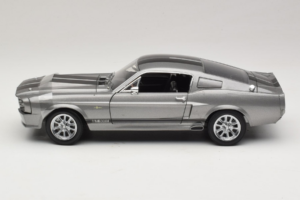 Ford Mustang Shelby GT500 Eleanor Shelby Collectibles 1:18 9081 Métal — image 4 sur 8