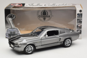 Ford Mustang Shelby GT500 Eleanor Shelby Collectibles 1:18 9081 Métal — image 8 sur 8