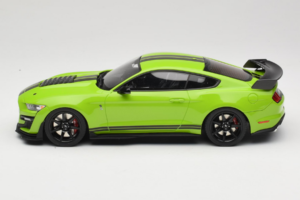 Ford Mustang Shelby GT500 S550 Vert GT Spirit 1:18 GT803 Résine — image 3 sur 6