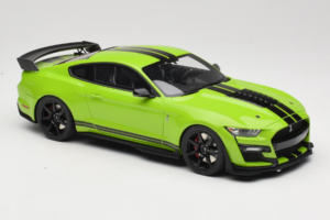 Ford Mustang Shelby GT500 S550 Vert GT Spirit 1:18 GT803 Résine — image 4 sur 6