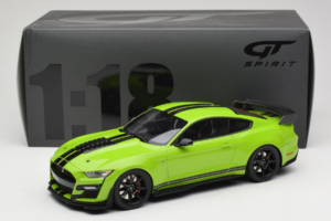 Ford Mustang Shelby GT500 S550 Vert GT Spirit 1:18 GT803 Résine — image 6 sur 6
