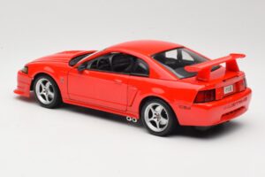 Ford Mustang SVT Cobra R SN95 Rouge Maisto 1:18 531872 Métal — image 7 sur 8