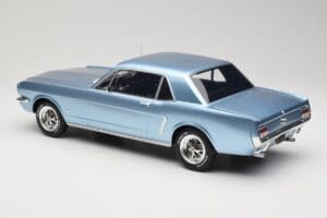 Ford Mustang V8 Hardtop Pony GT Silver Blue GT Spirit 1:12 G089 Résine — image 5 sur 6