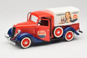 Ford Pickup Truck Pepsi-Cola Solido 1:18 99053 Métal — image 2 sur 8