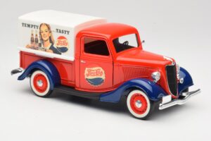 Ford Pickup Truck Pepsi-Cola Solido 1:18 99053 Métal — image 6 sur 8