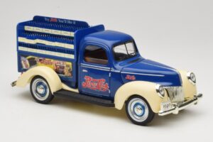 Ford Pepsi-Cola Replica Golden Wheel 1:18 PF351 Métal — image 6 sur 8