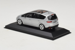 Ford S-Max Argent Minichamps 1:43 SMAX001 Métal — image 3 sur 5