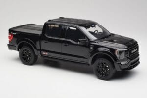 Ford Shelby F-150 Centennial Shadow Black GT Spirit 1:18 GT919 Résine — image 4 sur 6