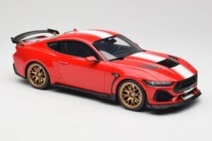 Ford Shelby Mustang Super Snake Rouge GT Spirit 1:18 GT531 Résine — image 4 sur 6