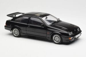 Ford Sierra RS Cosworth Noir AUTOart 1:18 72861 Métal — image 6 sur 8