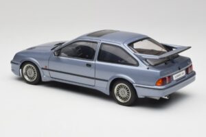 Ford Sierra RS Cosworth Moonstone Bleu AUTOart 1:18 72863 Métal — image 7 sur 8