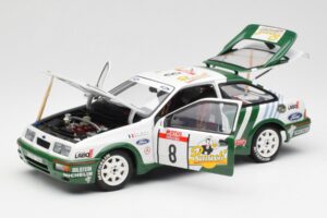 Ford Sierra RS Cosworth #8 D. Auriol / B. Occelli Rally Tour de Corse 1988 AUTOart 1:18 88812 Métal — image 2 sur 8