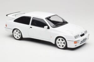 Ford Sierra RS Cosworth Blanc IXO 1:18 18CMC121 Métal — image 4 sur 6
