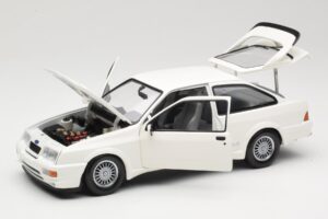 Ford Sierra RS Cosworth Blanc Minichamps 1:18 150084000 Métal — image 2 sur 8